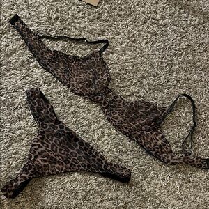 Amazon Leopard Print Bra Set